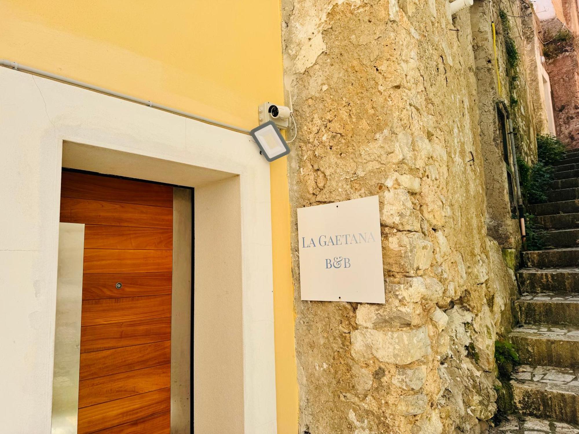 Bed and Breakfast La Gaetana Exterior foto